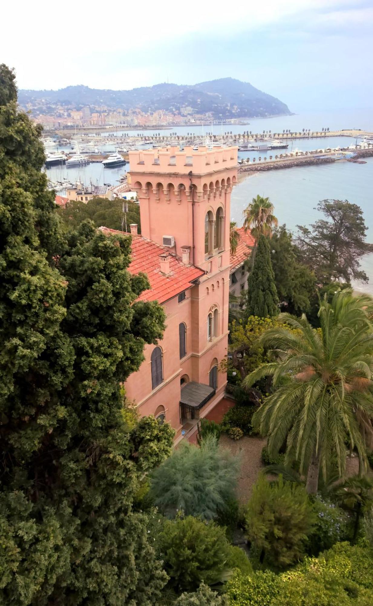 The Shell - New Interior Look But Same Old Charme 200Mt From The Sea With Garden And Parking Nearby Apartamento Imperia Exterior foto