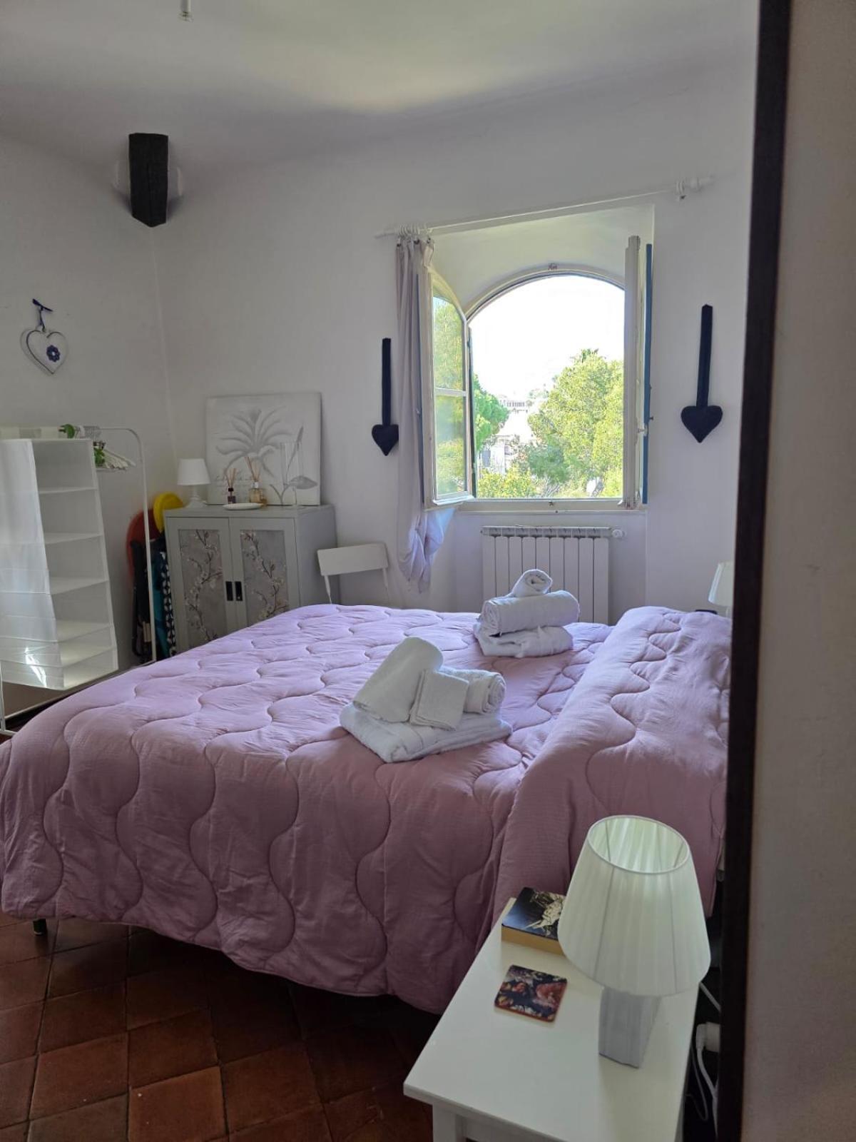 The Shell - New Interior Look But Same Old Charme 200Mt From The Sea With Garden And Parking Nearby Apartamento Imperia Exterior foto